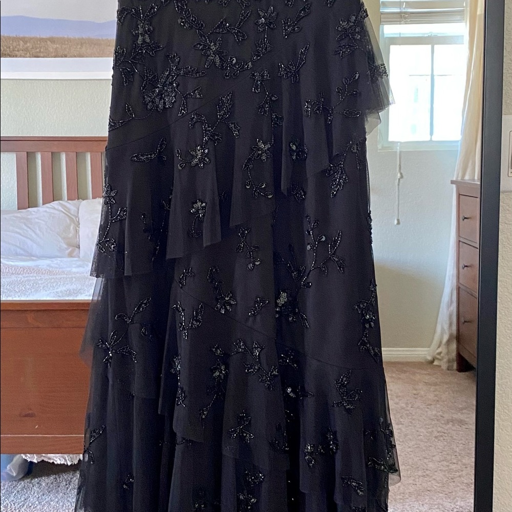 Dress - Picture 2 of 7